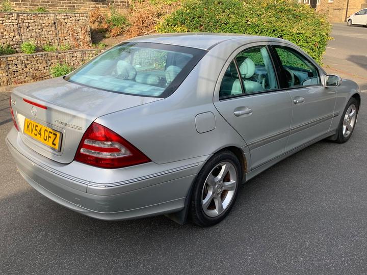 Mercedes-Benz C Class - 1.8 C180 Kompressor Avantgarde SE 4dr - LONG MOT-S/HISTORY-2 KEYS - Image 6