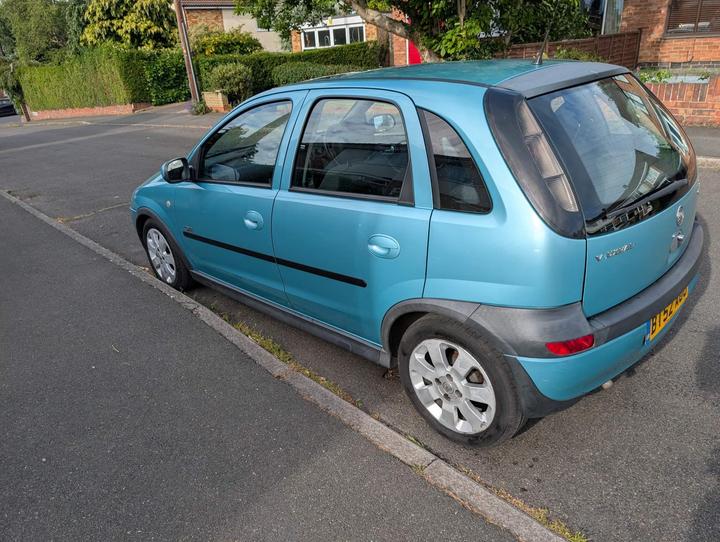 Vauxhall Corsa - 1.2i 16v SXi 5dr - Lady owned since 2004 - Image 5
