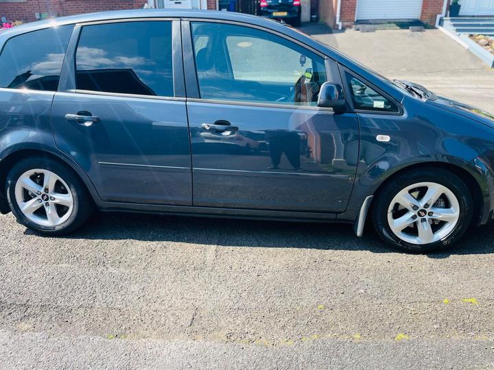 Ford C-Max - 1.6 TDCi DPF Zetec 5dr - Image 2