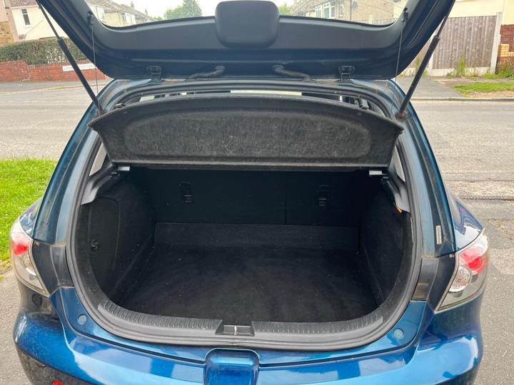 Mazda Mazda3 - 1.6 TS2 5dr - LOW MILEAGE + CHEAP RUNABOUT! - Image 11