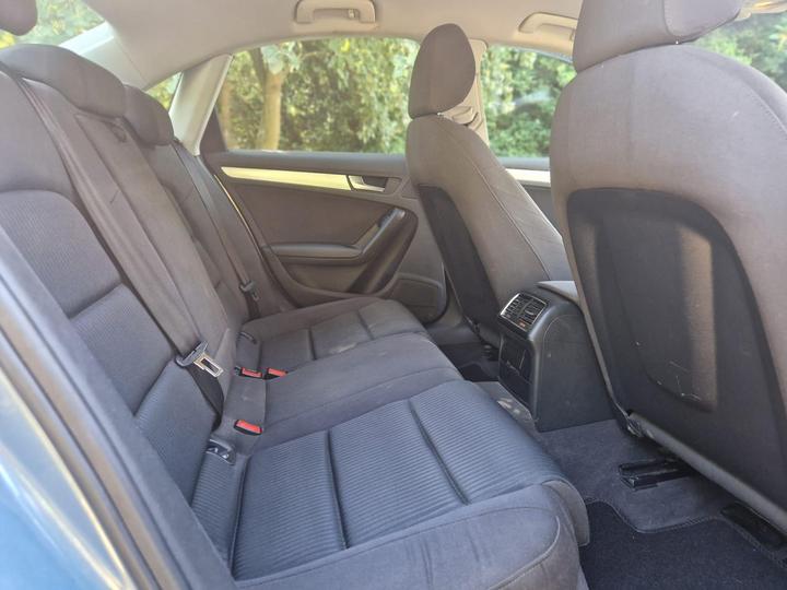 Audi A4 - 2.0 TDI Executive SE Euro 4 4dr - New in stock and ready to go - Image 17