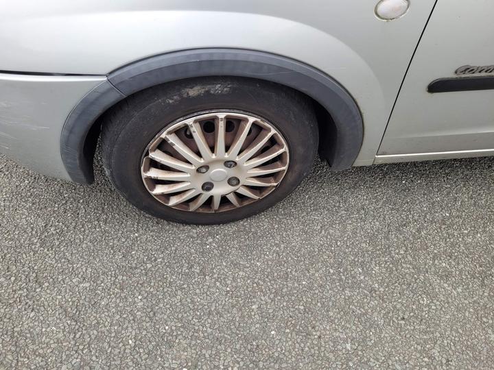 Vauxhall Corsa - 1.4i 16v Comfort 5dr - Automatic, failed MOT - see pi - Image 23