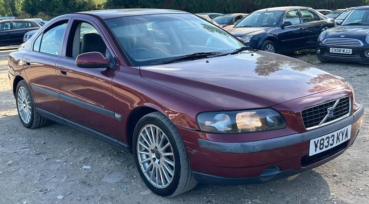Cheap Volvo S60 - 2.0T S 4dr - AUTO/2OWNER/NEW MOT/FSH for sale in Slough, Berkshire