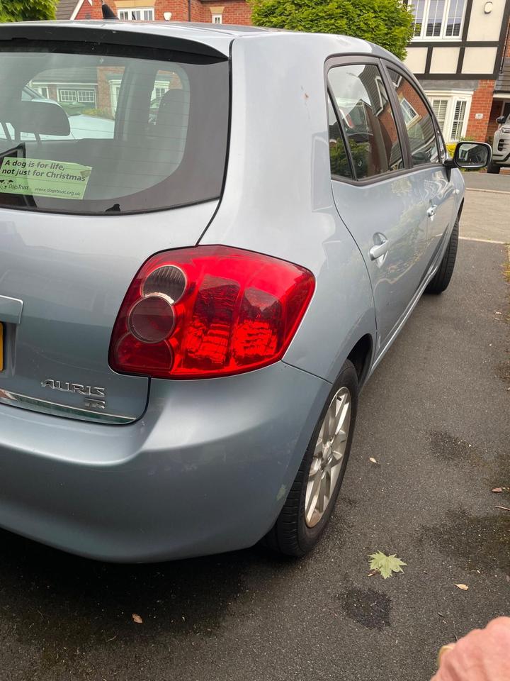 Toyota Auris - 1.6 VVT-i TR 5dr - Reliable with Service History - Image 5