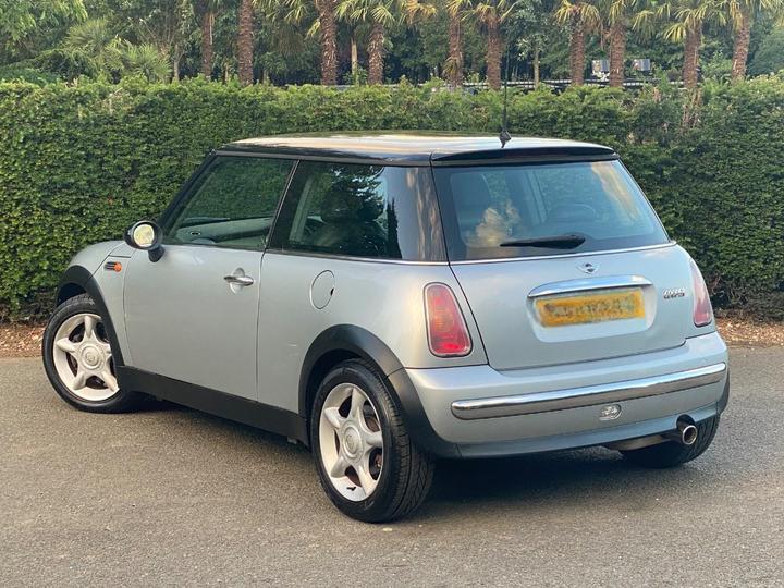 MINI Hatch - 1.6 Cooper Euro 3 3dr - Image 10