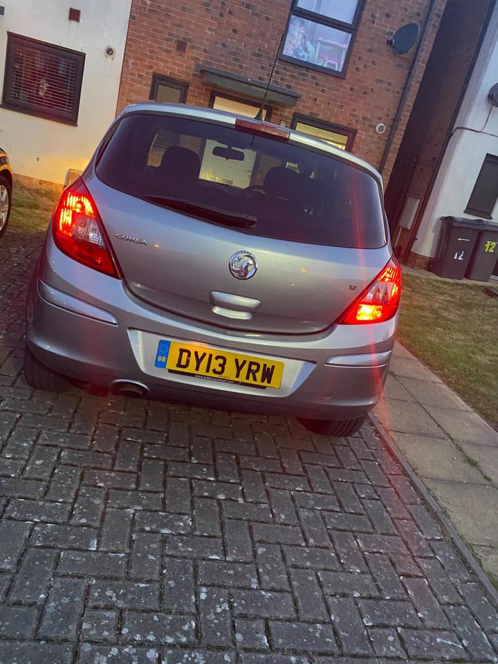 Vauxhall Corsa - 1.2 16V SXi Euro 5 5dr (A/C) - Good little car- quick sale! - Image 8