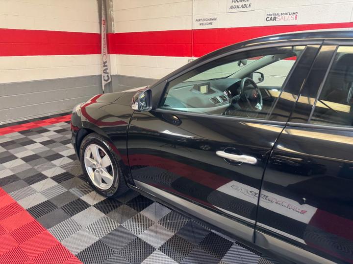 Renault Megane - 1.6 16V Dynamique TomTom Euro 5 5dr - Trade in to clear - Image 25