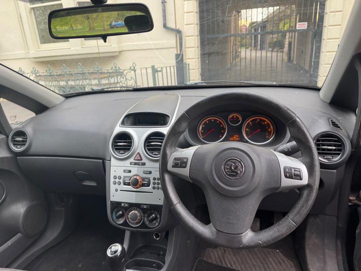 Vauxhall Corsa - 1.2i 16v SXi 3dr - 12M MOT - NEW CAMBELT - Image 12