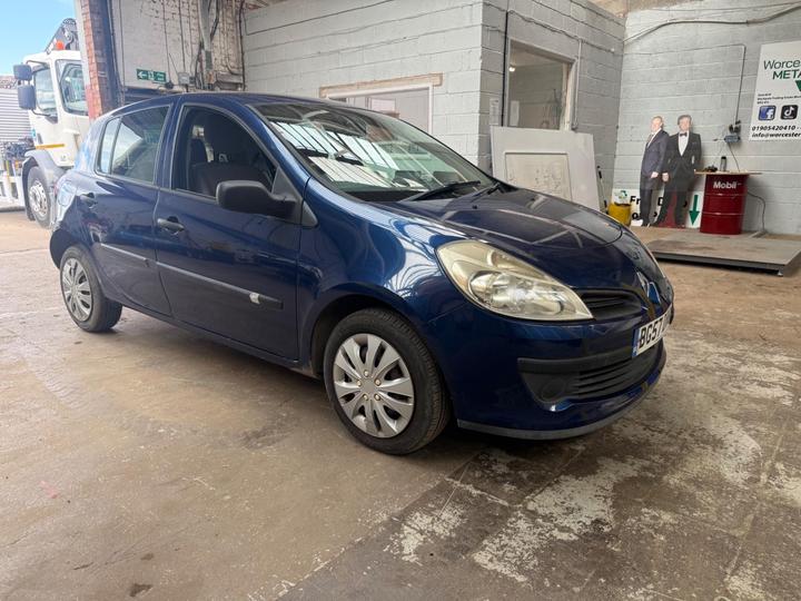 Cheap Renault Clio - 1.2 16v Expression 5dr for sale in Worcester, Worcestershire