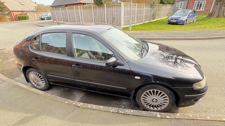SEAT Leon - 1.8 20v Cupra 5dr - Fresh MOT - Image 2