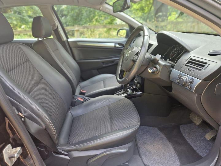 Vauxhall Astra - 1.8i 16v Design 5dr - New in stock and ready to go - Image 15