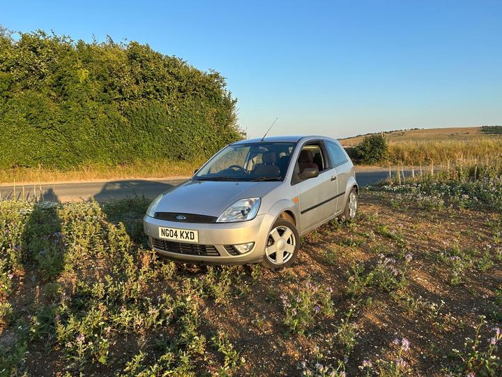 Cheap Ford Fiesta - 1.4 Flame Limited Edition 3dr - Spares/Repairs good condition for sale in Reading, Berkshire