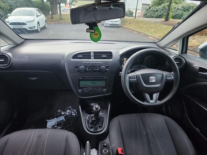 SEAT Leon - 1.6 TDI Ecomotive CR S Copa Euro 5 (s/s) 5dr - Open7Days-Nationwide Delivery - Image 13
