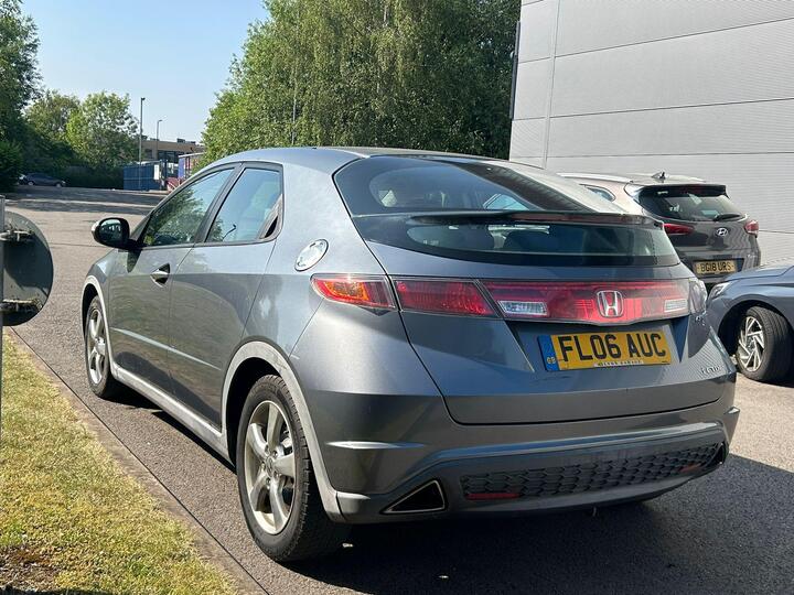 Honda Civic - 2.2 i-CTDi SE 5dr - MOT JUNE 2026**5 DOOR HATCH - Image 6