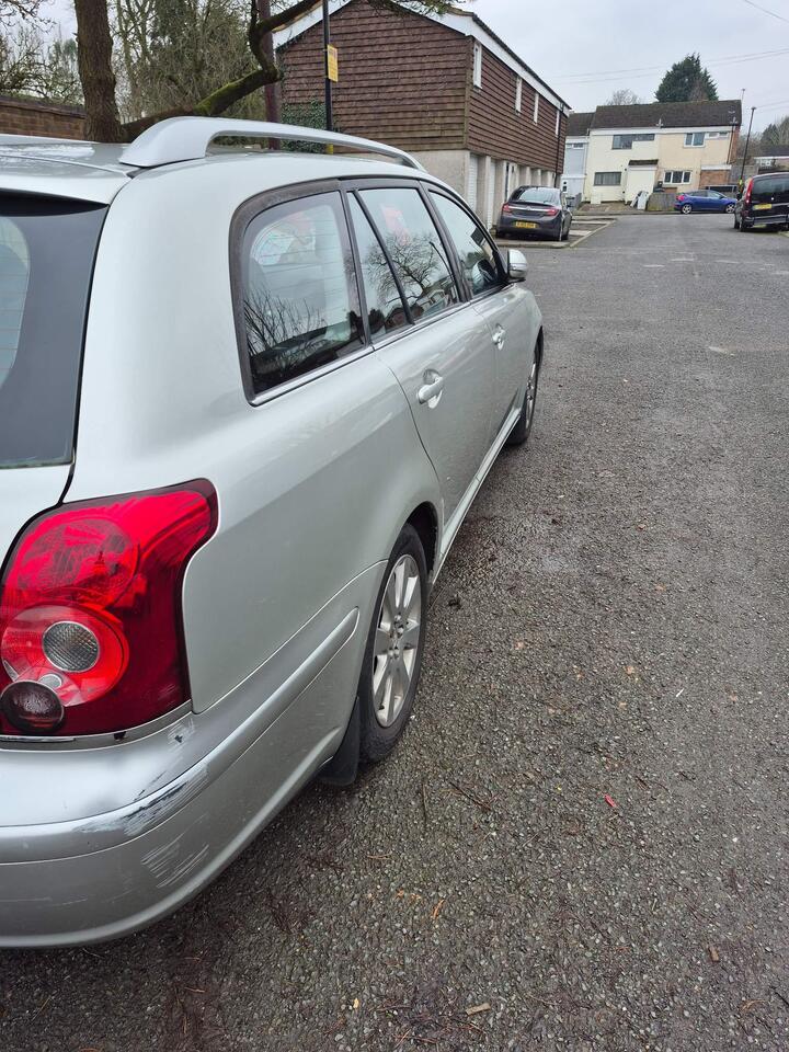 Toyota Avensis - 1.8 VVT-i TR 5dr - Image 11