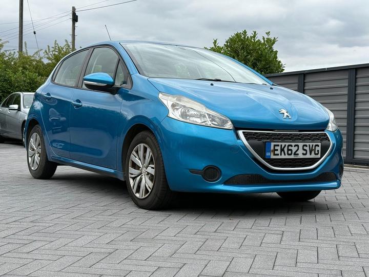 Cheap Peugeot 208 - 1.4 HDi Access+ Euro 5 5dr - FULL SERVICE HISTORY for sale in Gravesend, Kent
