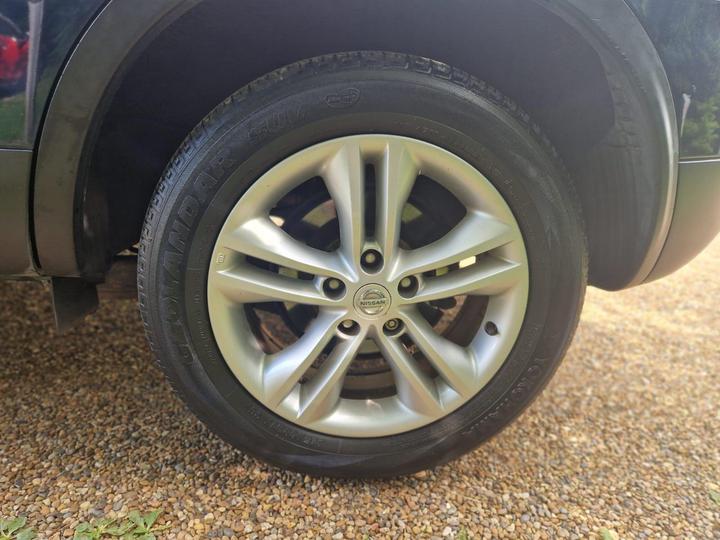 Nissan Qashqai - 1.5 dCi n-tec 2WD Euro 4 5dr - New in stock and ready to go - Image 12