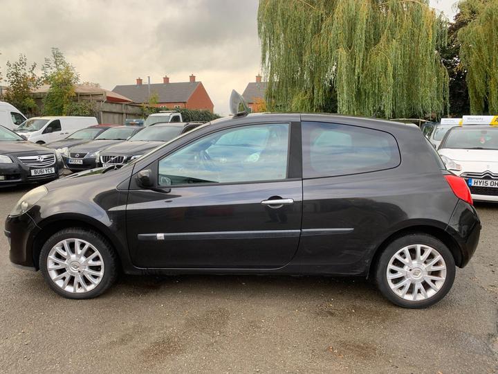 Renault Clio - 1.2 TCe 16v Dynamique S 3dr - LONG MOT,12 MONTHS AA COVER - Image 12