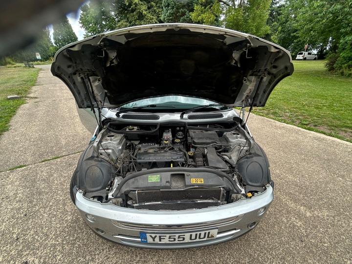 MINI Hatch - 1.6 Cooper Euro 4 3dr - Image 14