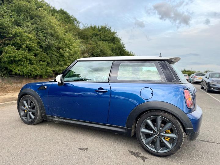 MINI Hatch - 1.6 Cooper Euro 4 3dr - ULEZZ FREE - Image 10