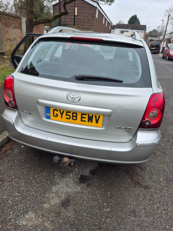 Toyota Avensis - 1.8 VVT-i TR 5dr - Image 8
