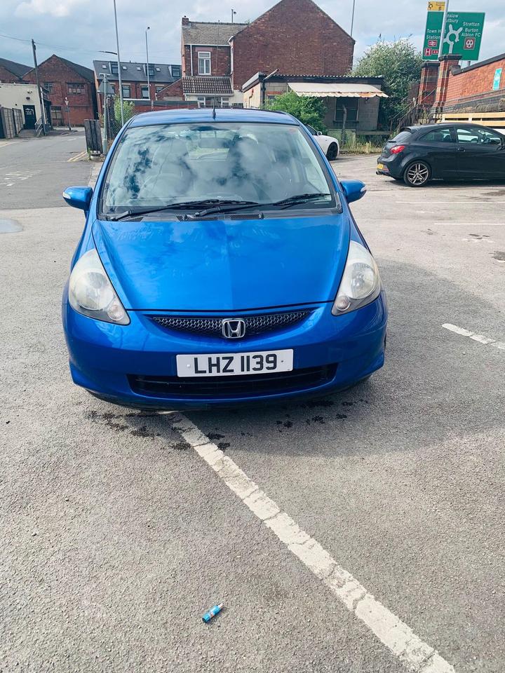 Honda Jazz - 1.4 i-DSI SE 5dr - MILEAGE ONLY 64405 - Image 16