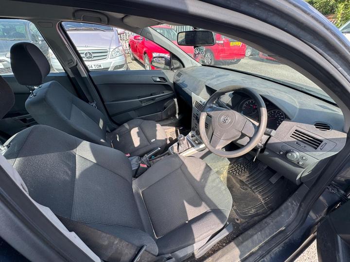 Vauxhall Astra - 1.6i 16v Life 5dr - JUST TAKEN IN PX NEEDS TO GO!! - Image 7