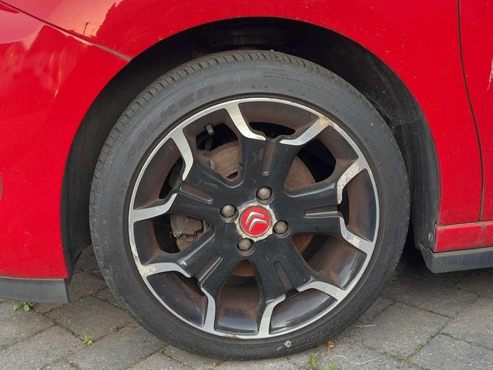 Citroen DS3 - 1.6 THP DSport Plus Euro 5 3dr - Image 11