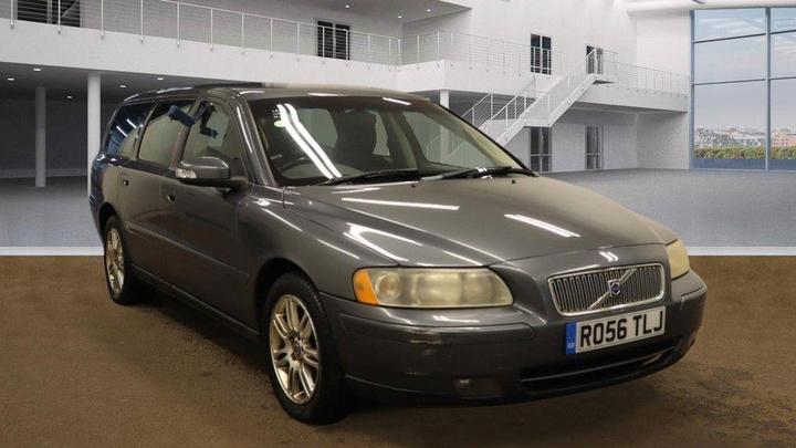 Cheap Volvo V70 - 2.4D S 5dr - CRUISE CONTROL 12 SERVICES for sale in Bradford, West Yorkshire