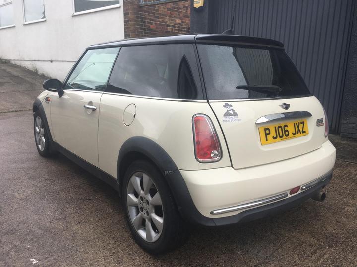 MINI Hatch - 1.6 Cooper Euro 4 3dr - 12 month mot hpi clear car - Image 10
