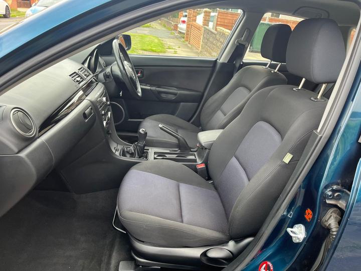 Mazda Mazda3 - 1.6 TS2 5dr - LOW MILEAGE + CHEAP RUNABOUT! - Image 19