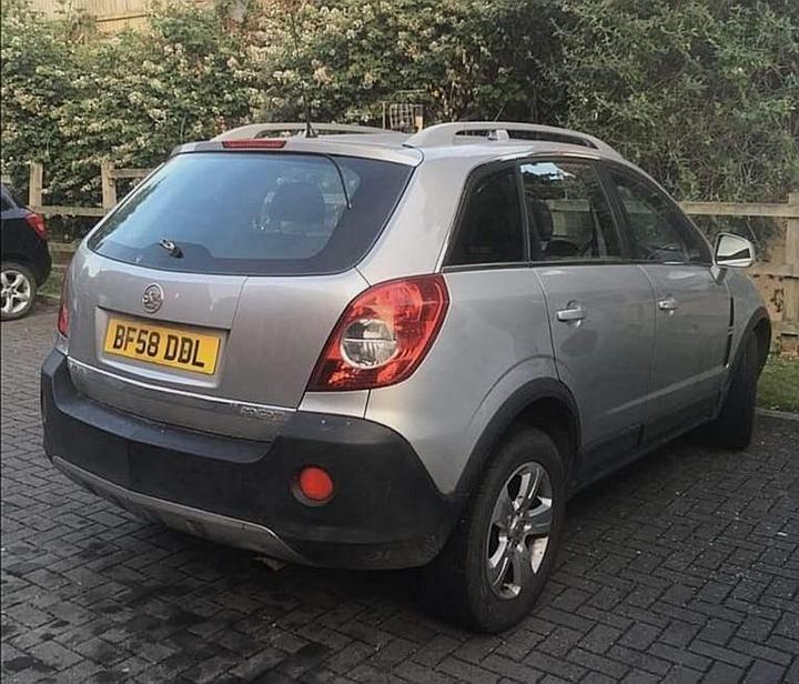 Vauxhall Antara - 2.0 CDTi 16V E 4WD Euro 4 5dr - First to see will buy - Image 9