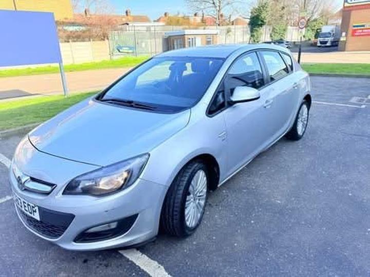 Cheap Vauxhall Astra - 1.4 16v Energy Euro 5 5dr for sale in Upper Edmonton, Greater London