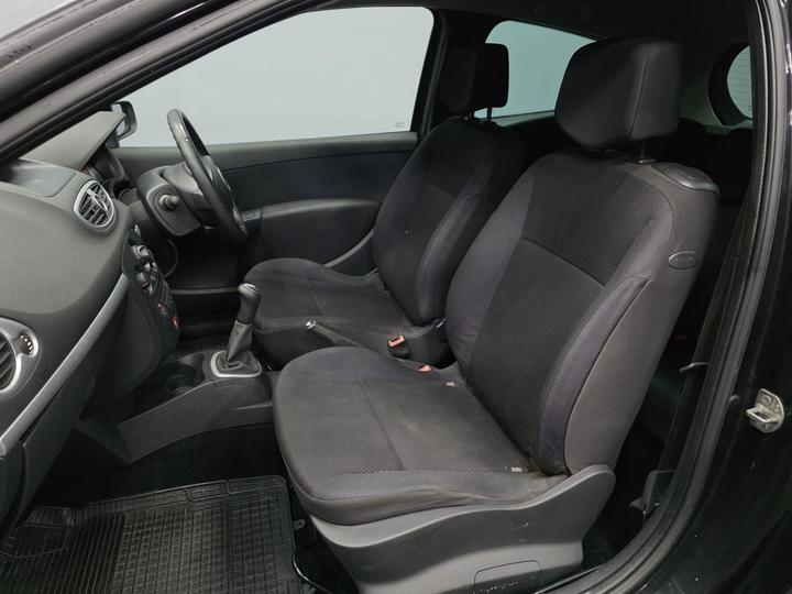 Renault Clio - 1.5 dCi Dynamique S 3dr - NEW ARRIVAL DELIVERY AVAILABLE - Image 17