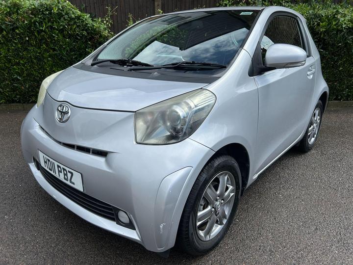 Cheap Toyota iQ - 1.0 VVT-i 2 Euro 5 3dr - 2 KEYS SERVICE HISTORY for sale in London