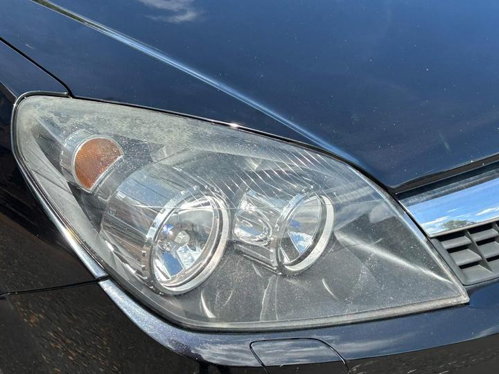 Vauxhall Astra - 1.9 CDTi SXi Sport Hatch 3dr - SH | PANORAMIC WINDSCREEN - Image 26