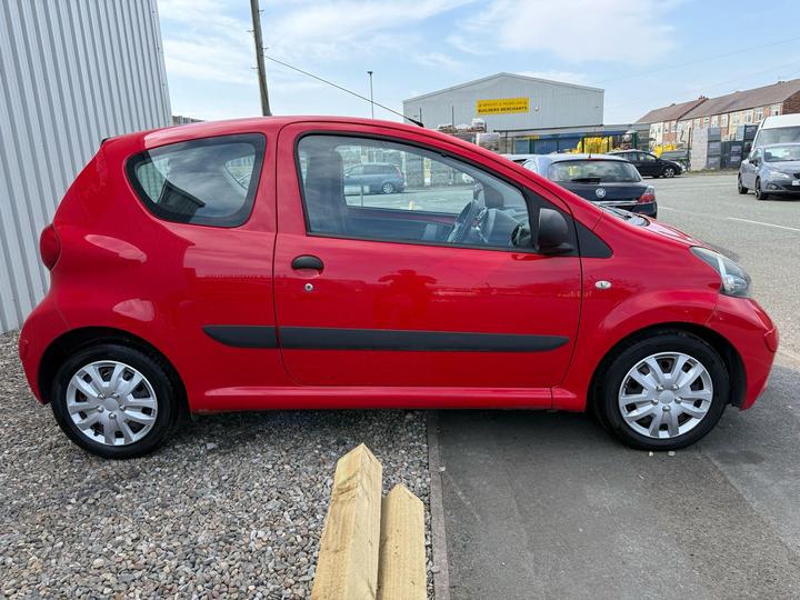Toyota AYGO - 1.0 VVT-i Euro 4 3dr - DRIVES GREAT | GREAT CONDITION - Image 10
