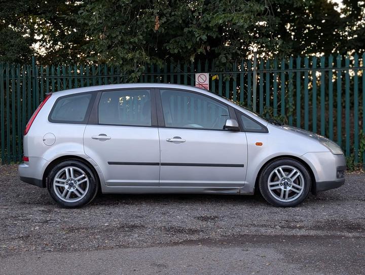 Ford Focus C-Max - 1.6 16v Zetec 5dr - JUST SERVICED*LOVELY SPEC*ULEZ - Image 8