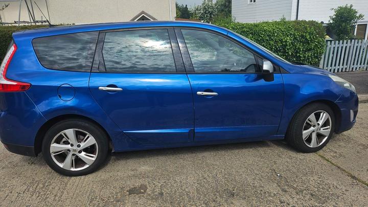 Cheap Renault Grand Scenic - 1.5 dCi Dynamique TomTom Euro 5 5dr for sale in Oxford, Oxfordshire