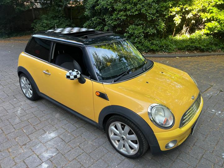 Cheap MINI Hatch - 1.6 Cooper Euro 4 3dr for sale in Upper Holloway, Greater London