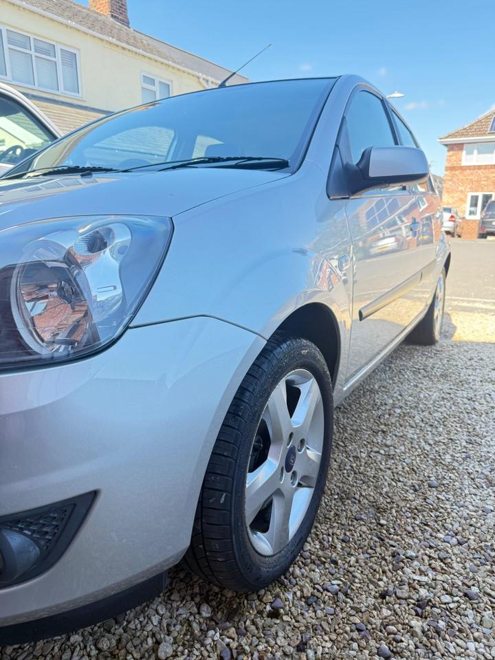 Ford Fiesta - 1.25 Freedom 5dr - Image 7