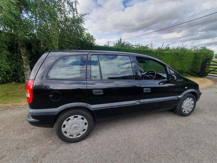 Cheap Vauxhall Zafira - 1.8i 16v Life 5dr - AUTOMATIC / ULEZ / 7 seater for sale in Boston, Lincolnshire