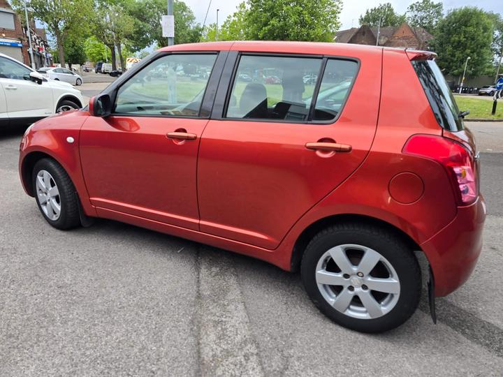 Suzuki Swift - 1.3 GL 5dr - low mileage excellent runner - Image 7