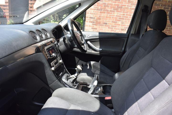 Ford S-Max - 2.0 TDCi Titanium Euro 4 5dr - Image 13