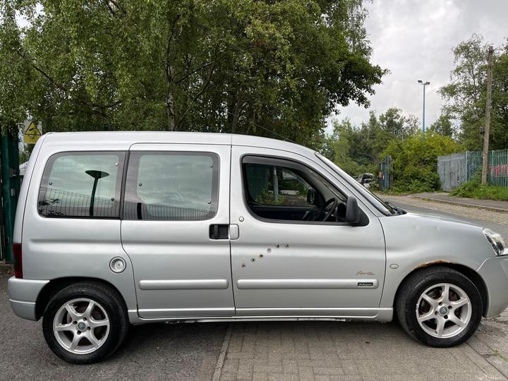 Citroen Berlingo - 2.0 TD Forte Multispace 5dr - long mot-drives well - Image 4
