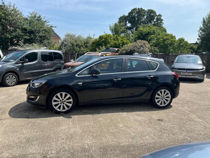 Vauxhall Astra - 1.6 16v Elite Euro 5 5dr - PART EXCHANGE CLEARANCE - Image 6