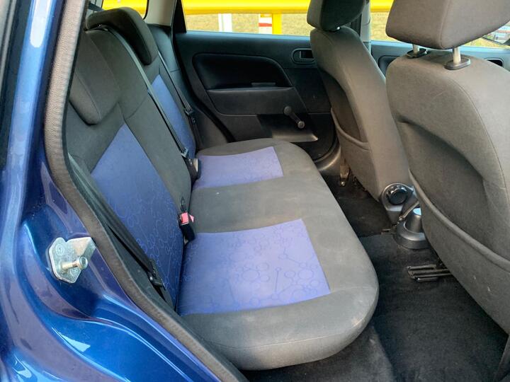 Ford Fiesta - 1.25 Zetec Blue Edition 5dr - Image 26