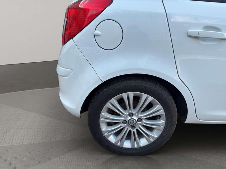 Vauxhall Corsa - 1.3 CDTi ecoFLEX SE Euro 5 5dr - Image 39