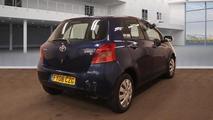 Toyota Yaris - 1.3 VVT-i T3 5dr - ULEZ+SERVICE HISTORY+5DR+AC! - Image 5