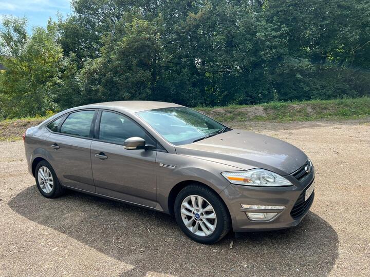 Cheap Ford Mondeo - 2.0 TDCi Zetec Euro 5 5dr - CLEAN EXAMPLE DRIVES WELL for sale in Newport, Isle of Wight